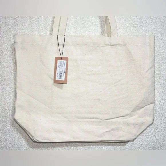 MIU MIU Limited Edition White Canvas Tote - Picture 4 of 5